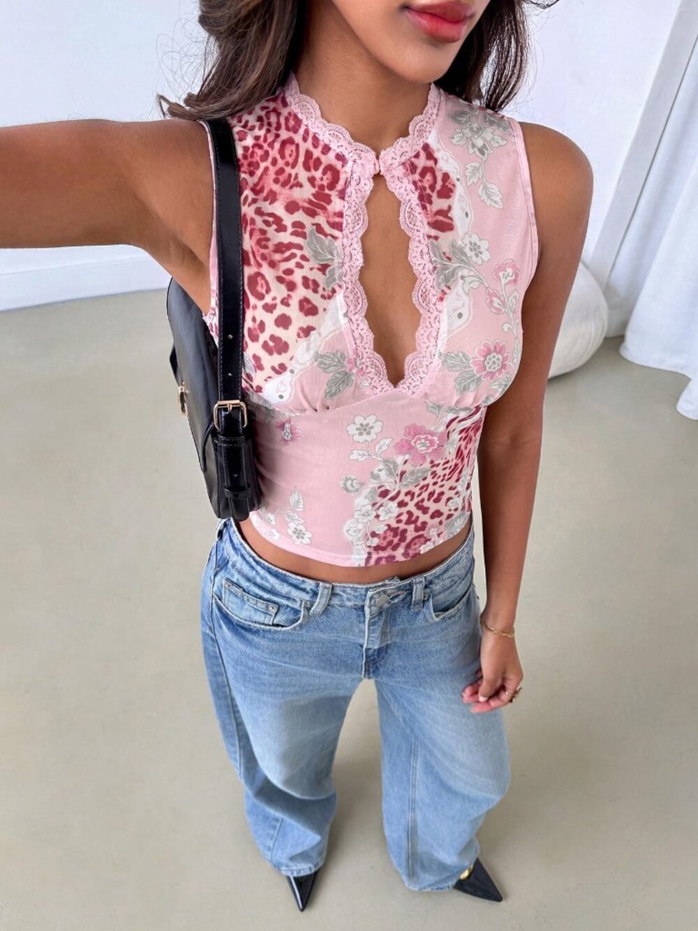 Baby Pink Elegant Women's Printed Mesh Fitted Tank Top